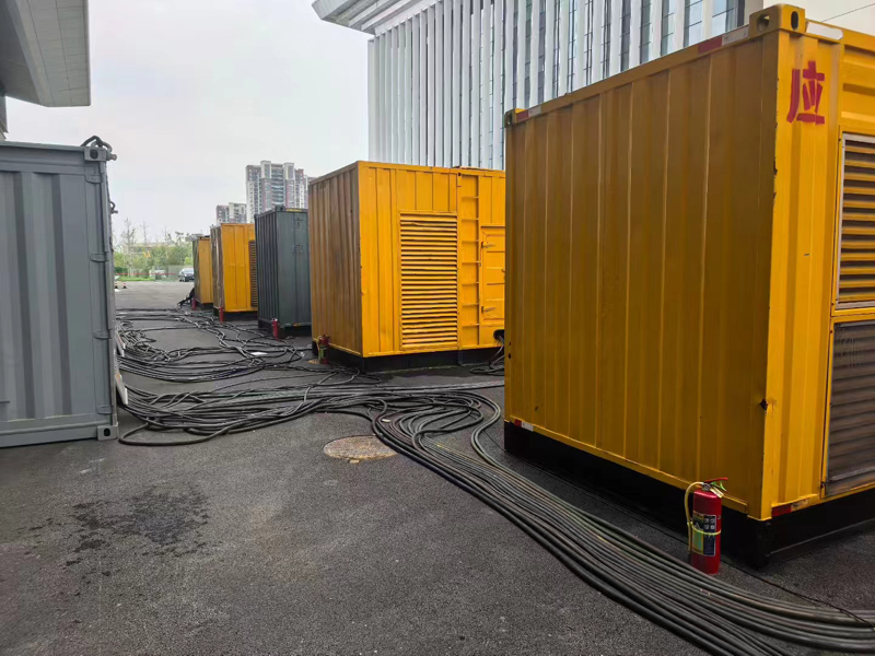 呼图壁不同季节柴油发电机组保养有哪些注意事项?