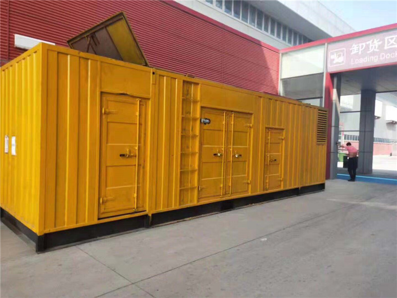 呼图壁柴油发电机组预热机油时需要注意哪些安全事项?